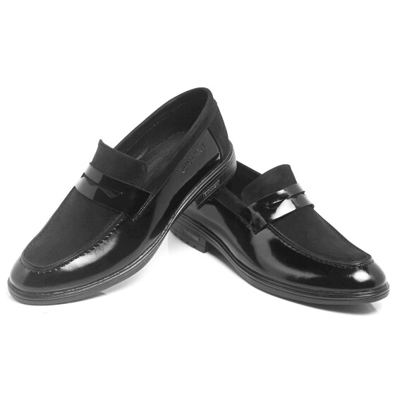 https://elmorshedy.shoes/products/2004